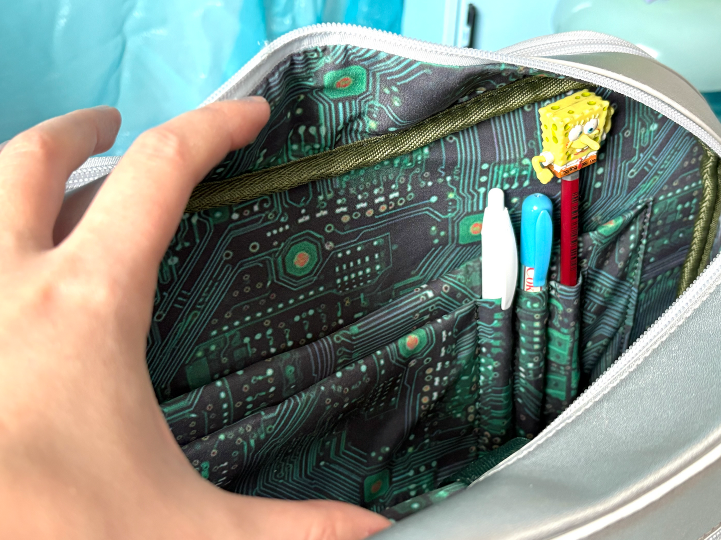 [PRE-ORDER - US SHIPPING] Frutiger Aero Ita Bag